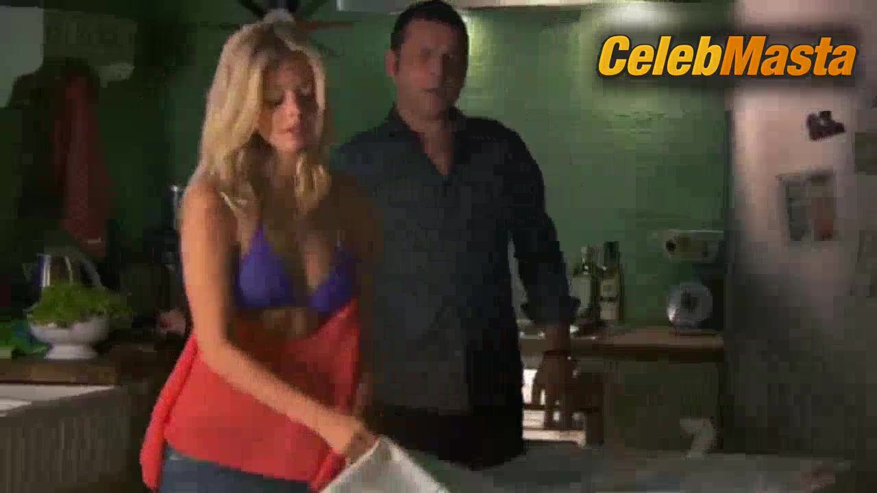 Samara Weaving Flaunts Tits In Bikini Scene, Home And Away - Photo 5 of 5