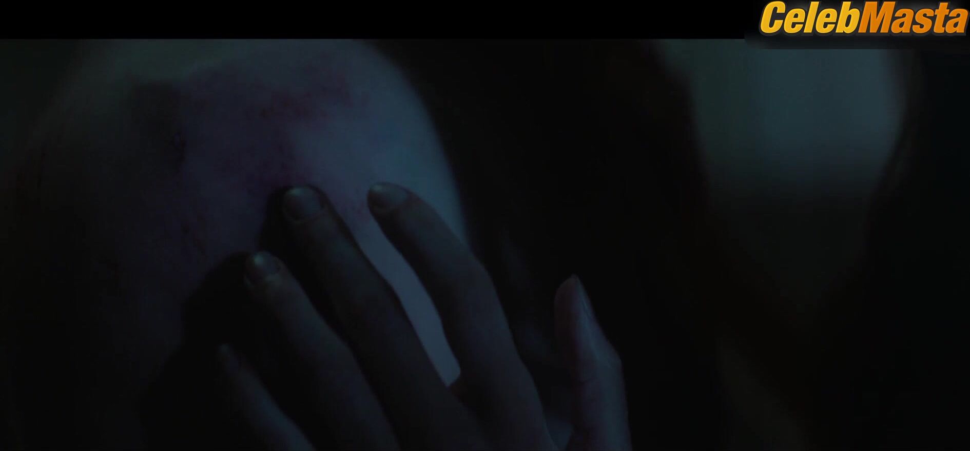 Shailene Woodley Sexy Scene From Paradise - Photo 1 of 5