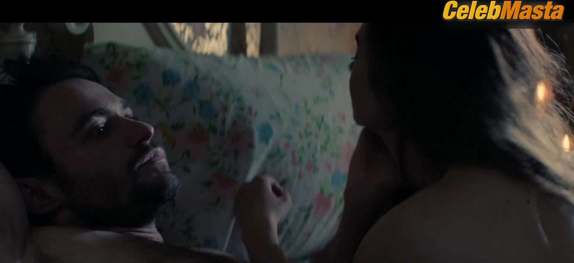 Shailene Woodley Sexy Scene From Paradise - Photo 1 of 5 photo 4