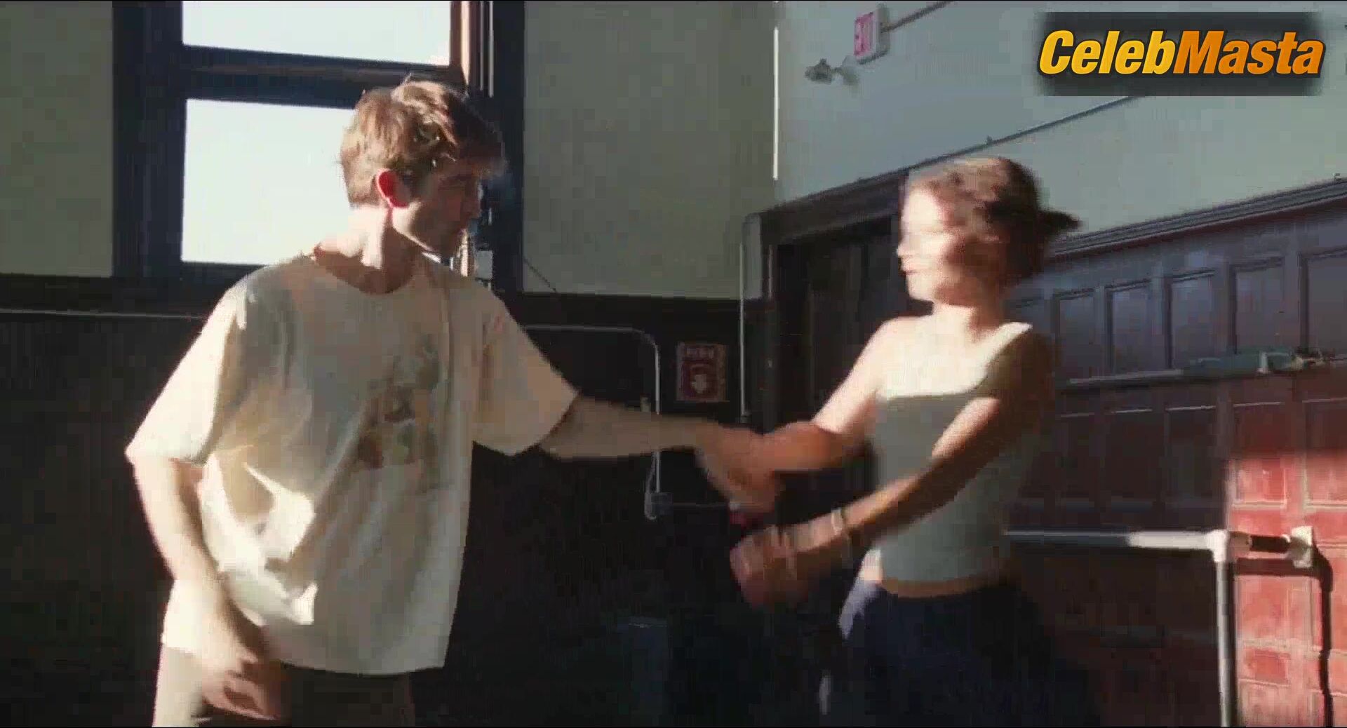 Zendaya Shows Tits In Scene From The Drama - Photo 2 of 5