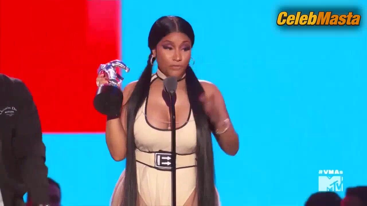 Nicki Minaj ’s Hot Scene In Mtv Video Music Awards - Photo 1 of 5 photo 5