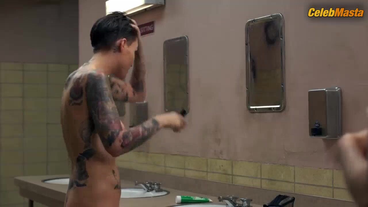 Ruby Rose Lesbian, Booty Scene In Orange Is The New - Photo 2 of 5