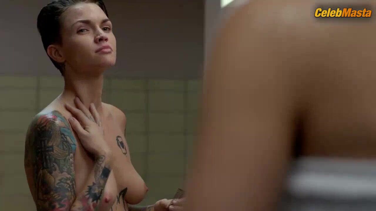 Ruby Rose Lesbian, Booty Scene In Orange Is The New - Photo 2 of 5 photo 4