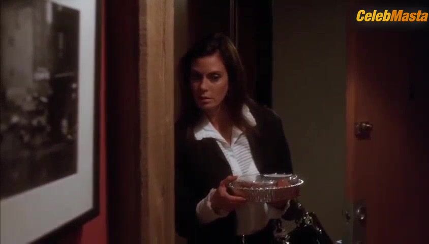 Amy Stewart Teri Hatcher And Sexy Scene From Desperate - Photo 2 of 5 photo 1