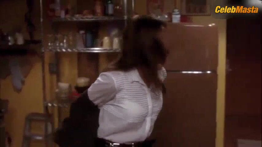 Amy Stewart Teri Hatcher And Sexy Scene From Desperate - Photo 2 of 5