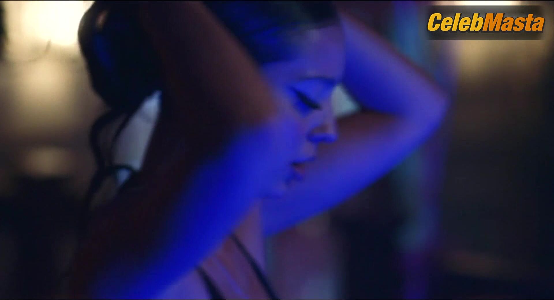 Alexa Demie Sydney Sweeney And ’s Bikini Scene In - Photo 2 of 5 photo 4