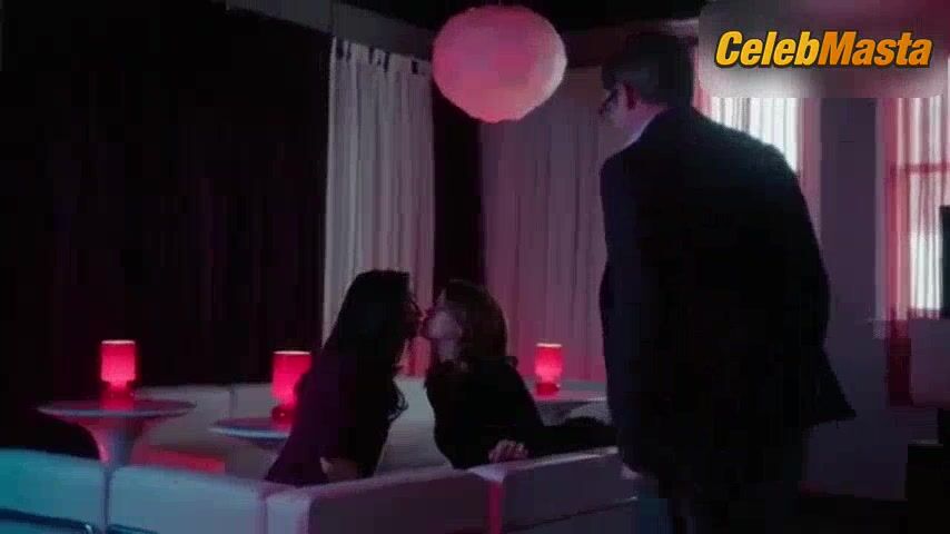 Alice Eve And Monique Candelaria’s Lesbian Scene - Photo 1 of 5