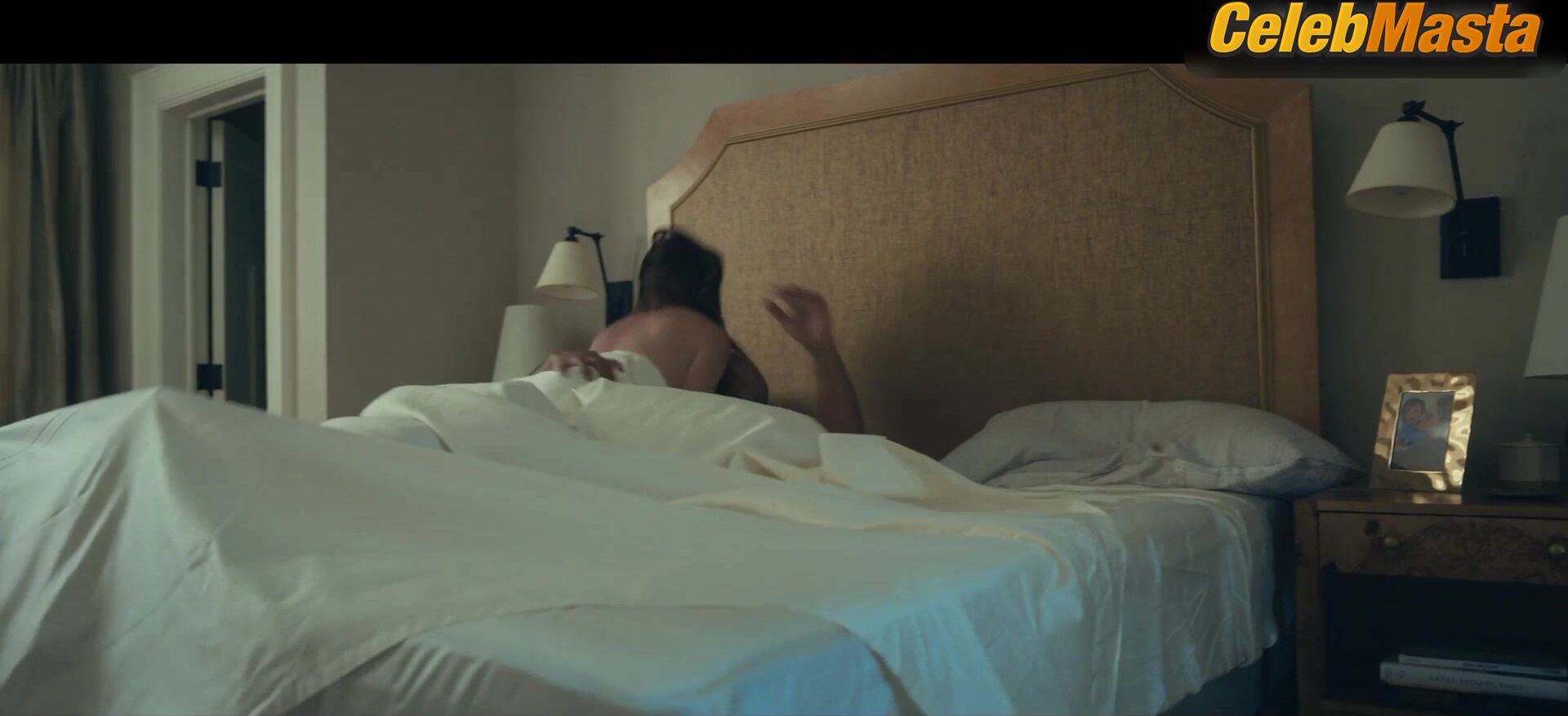 Amanda Peet Hot Scene From Your Friends & Neighbors - Photo 2 of 5 photo 4