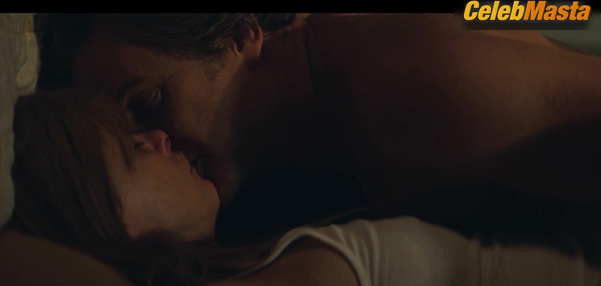 Amanda Peet ’s Sexy Scene From Fatal Attraction - Photo 3 of 5 photo 2