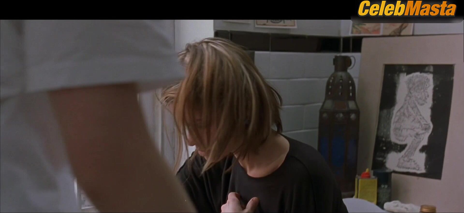 Amanda Peet Hot Scene In Igby Goes Down - Photo 2 of 5 photo 1