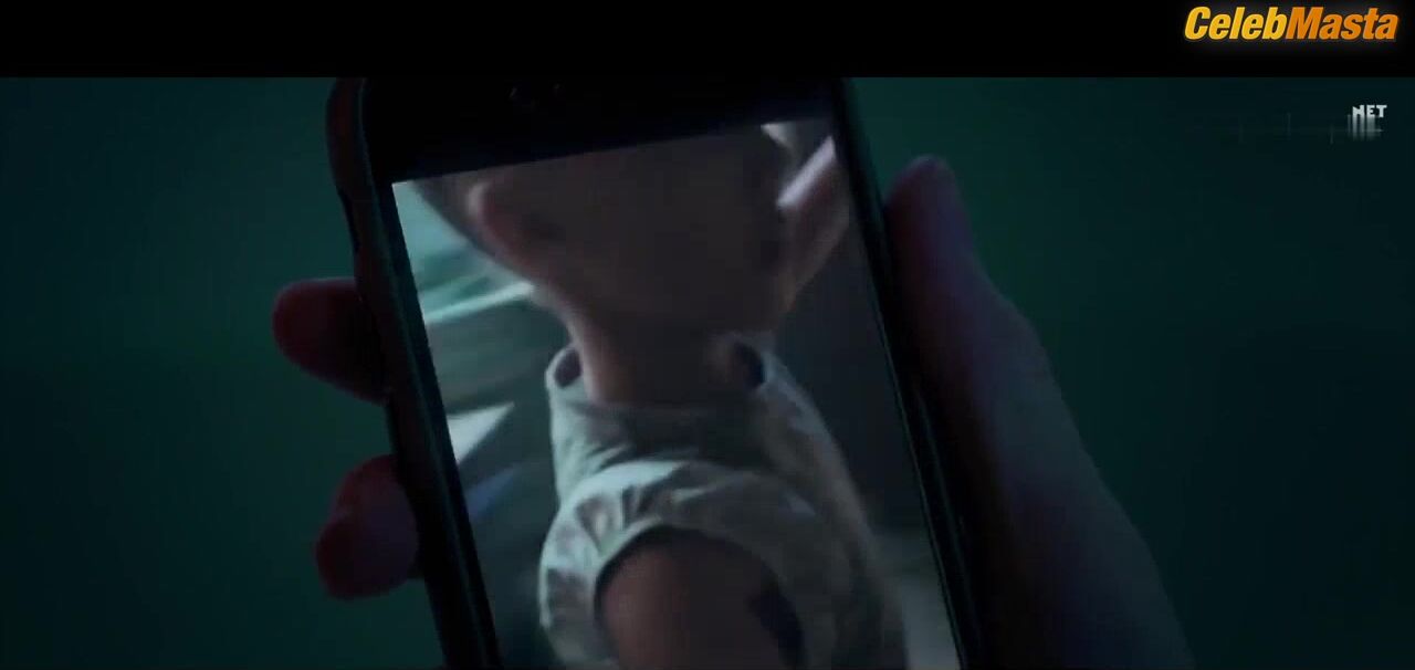Amy Adams Tits And Underwear Scene In The Woman In The - Photo 1 of 5 photo 2