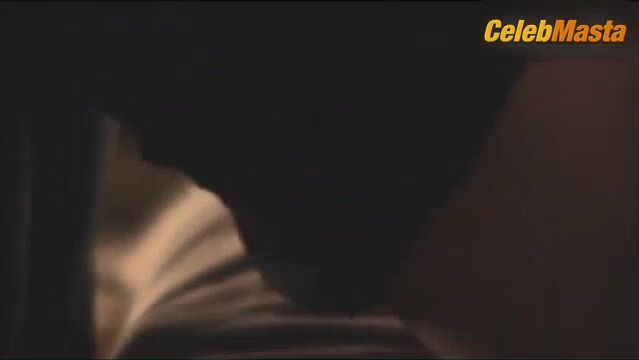 Alexis Dziena ’s Underwear Scene From Sex And - Photo 2 of 5 photo 4