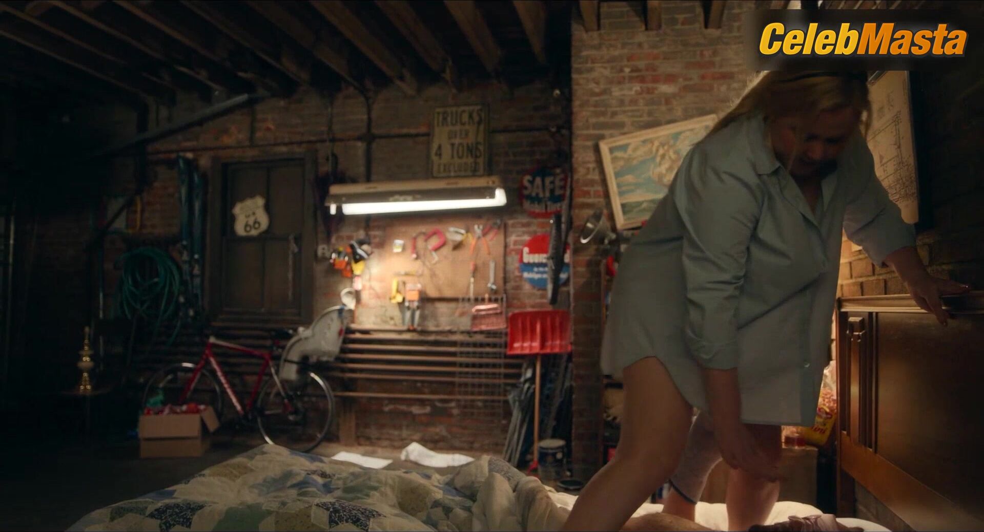 Amy Schumer ’s Hot Scene In Kinda Pregnant - Photo 1 of 5 photo 4