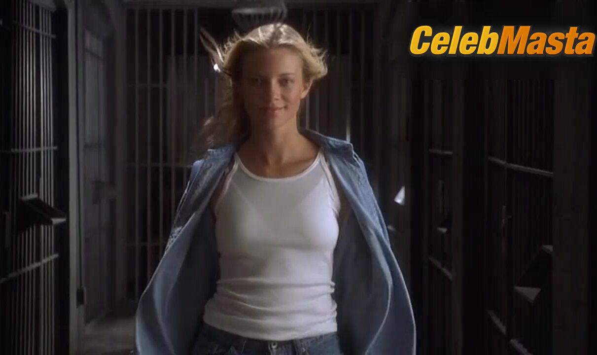 Amy Smart Booty, Tits Scene From Interstate 60 - Photo 1 of 5 photo 4