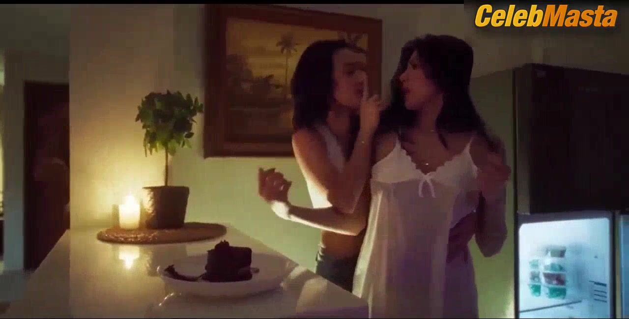 Aliya Raymundo Cheena Dizon And ’s Lesbian, Booty - Photo 1 of 5