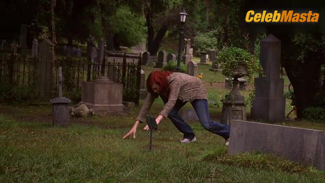 Anna Paquin ’s Boobs, Ass Scene In True Blood - Photo 1 of 5 photo 5