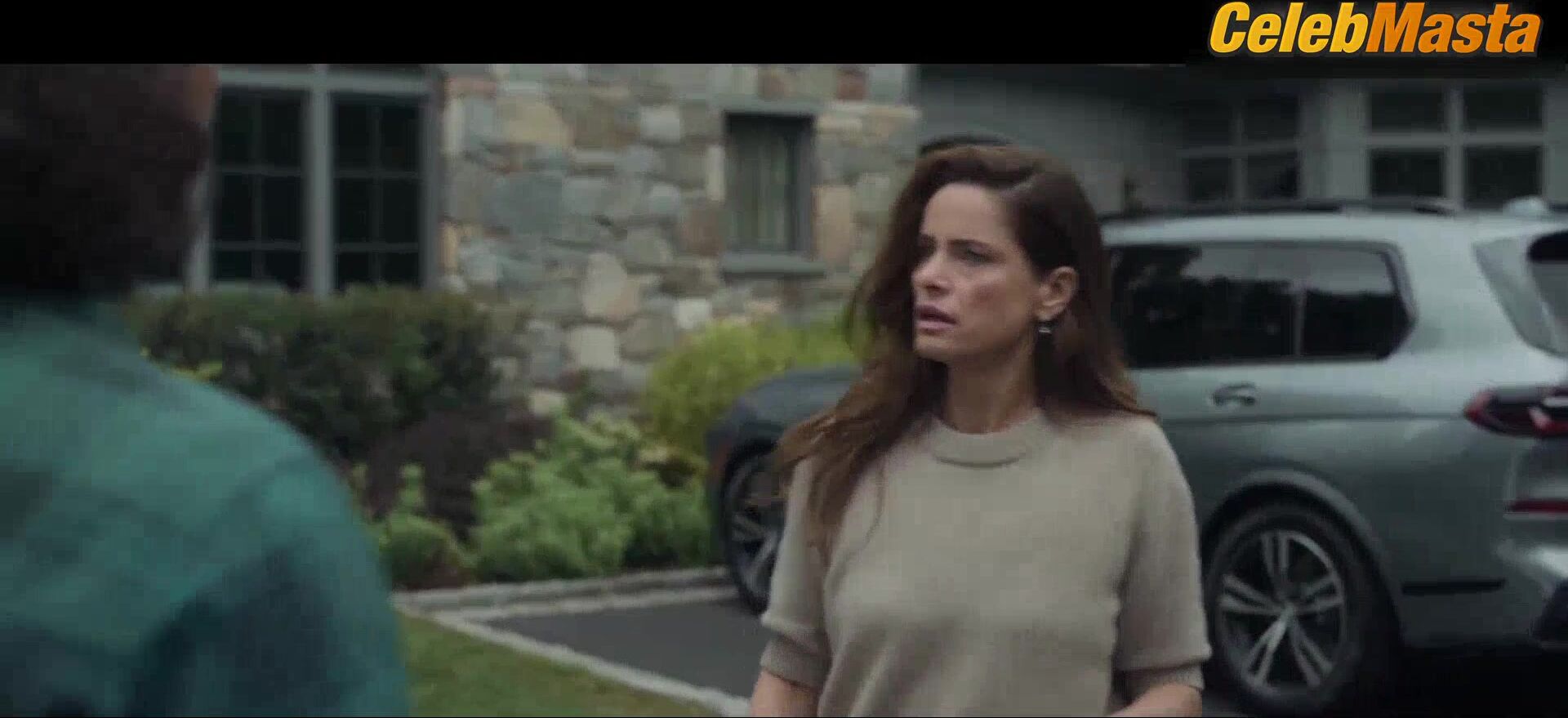 Amanda Peet Racy Scene In Your Friends & Neighbors - Photo 1 of 5 photo 2