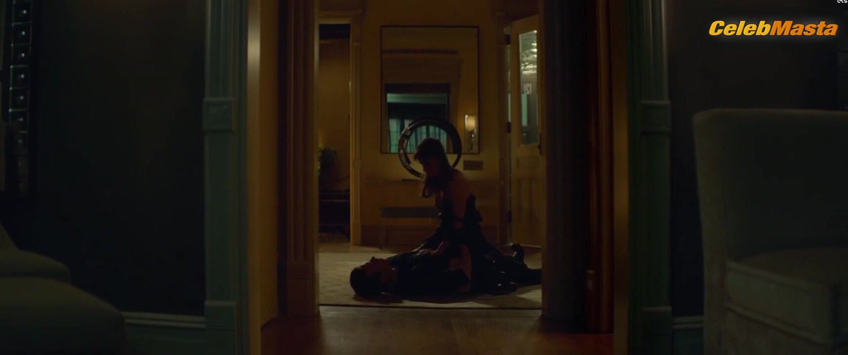Amanda Peet ’s Sexy Scene From Sleeping With Other - Photo 1 of 5 photo 4