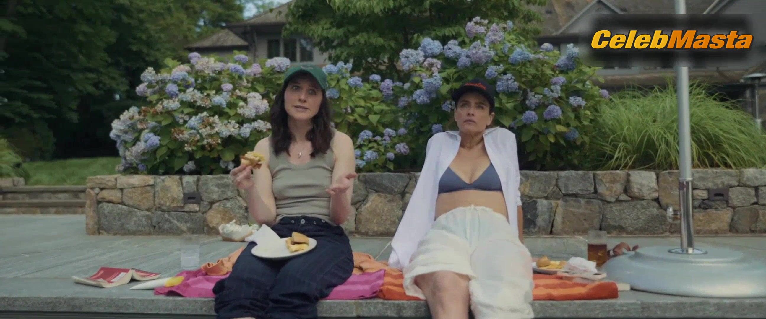 Amanda Peet Lena Hall And Tits, Swimsuit Scene From Your - Photo 1 of 5 photo 2