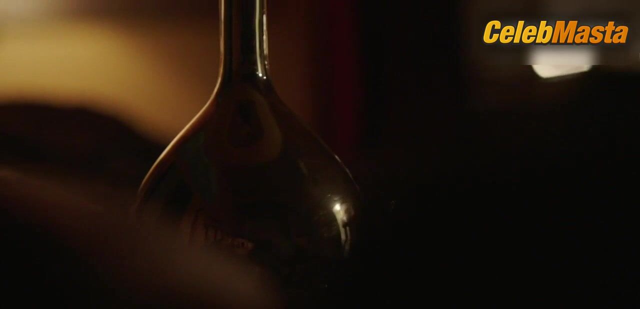 Amy Adams Hot Scene In Sharp Objects - Photo 1 of 5 photo 4