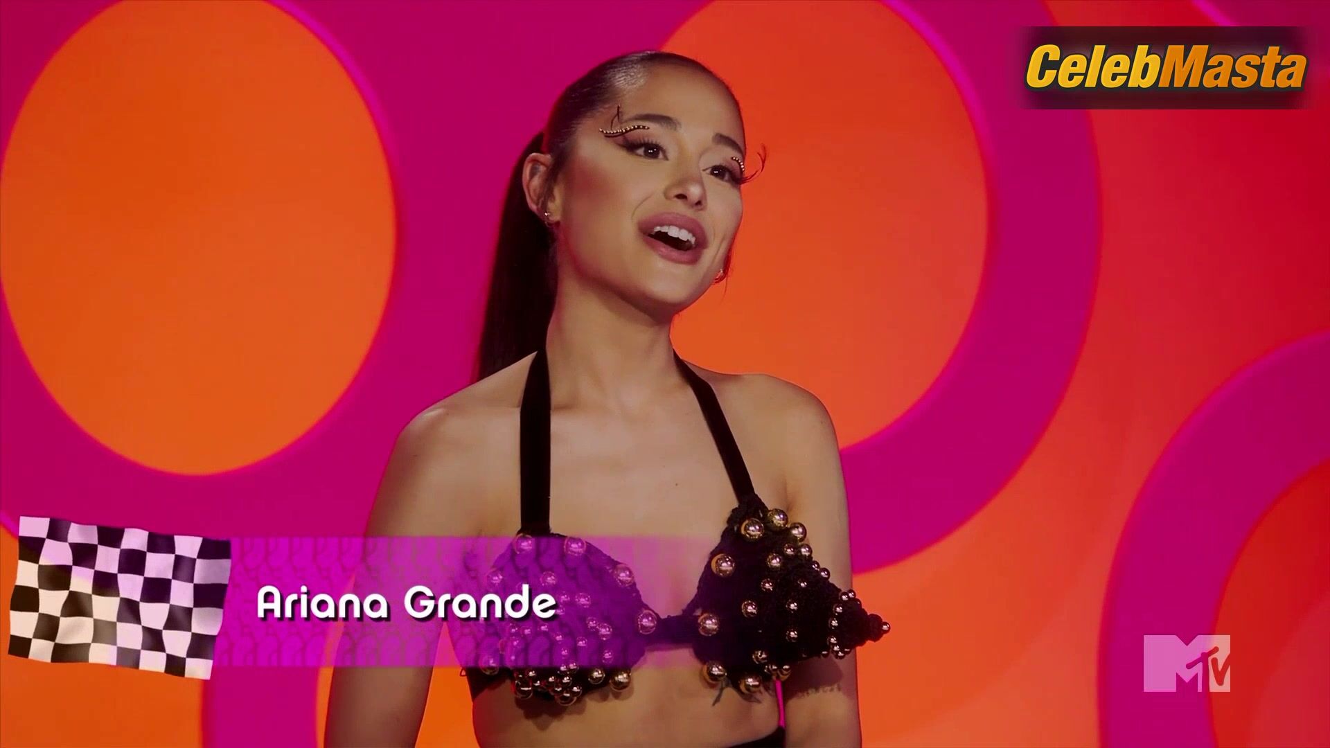 Ariana Grande Sexy Scene From Rupauls Drag Race - Photo 1 of 5 photo 2