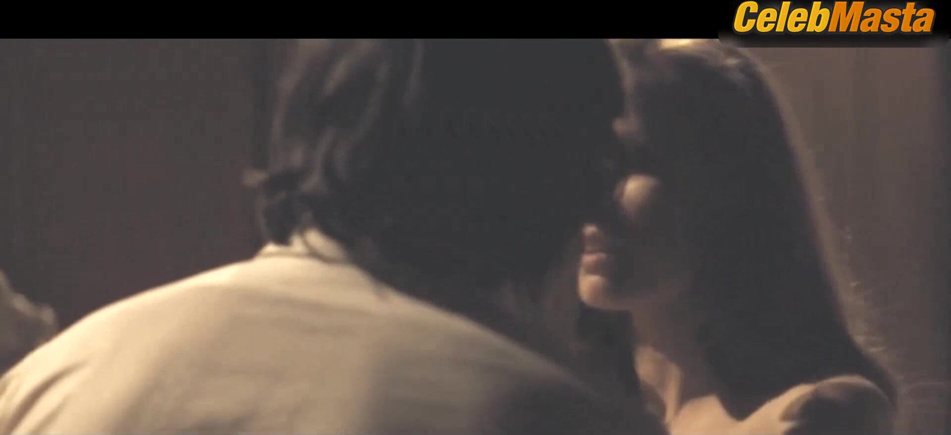 Amy Adams ’ Breasts Scene In American Hustle - Photo 2 of 5 photo 1