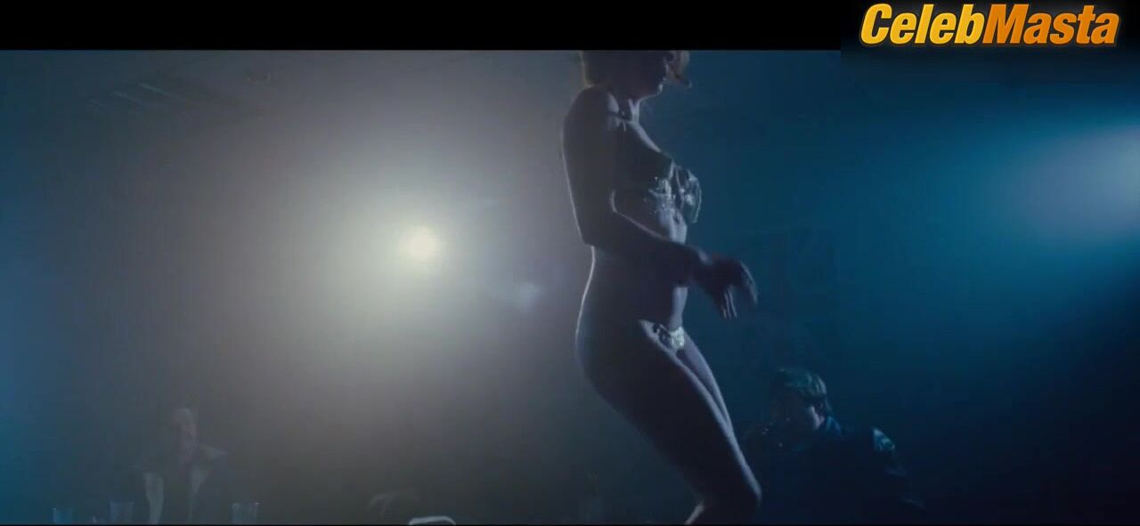 Amy Adams Shows Underwear Scene In American Hustle - Photo 5 of 5 photo 1