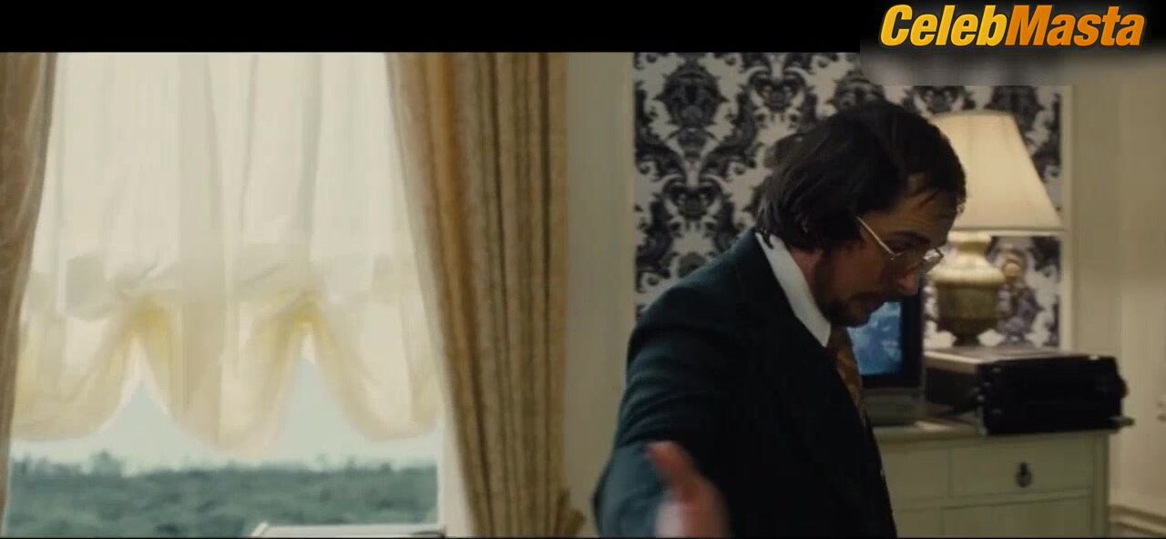 Amy Adams Flaunts Curves Scene In American Hustle - Photo 1 of 5 photo 5