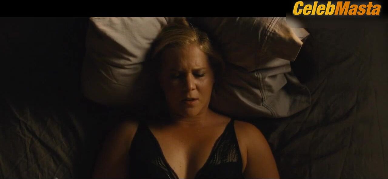 Amy Schumer Underwear Scene In Trainwreck Movie - Photo 1 of 5 photo 4