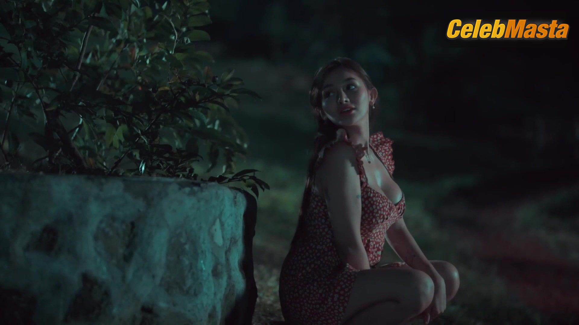 Angeline Aril Shows Boobs Scene In Sa Gabing Mainit - Photo 3 of 5 photo 1