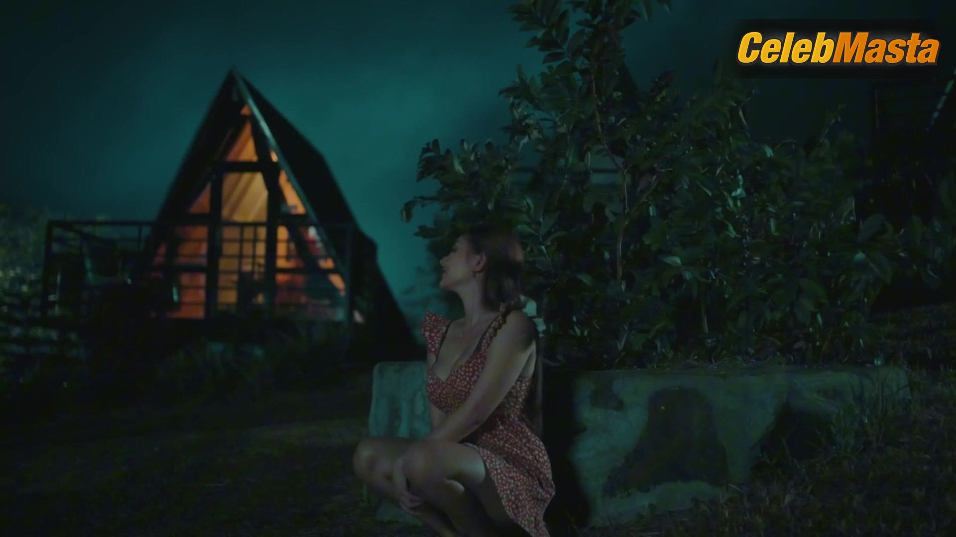 Angeline Aril Shows Boobs Scene In Sa Gabing Mainit - Photo 3 of 5 photo 2