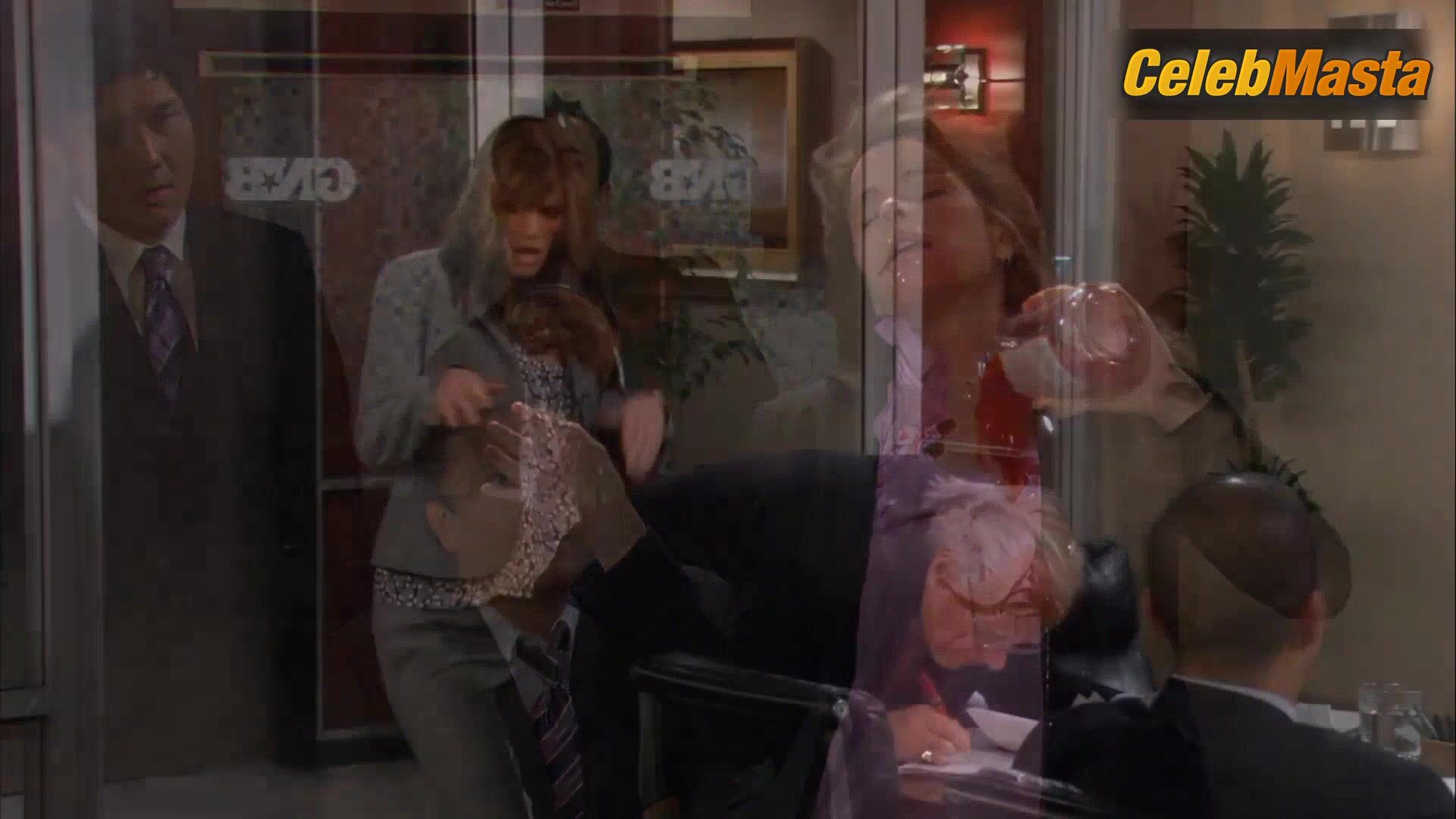 Amanda Peet ’s Booty, Tits Scene In How I Met Your - Photo 2 of 5 photo 1