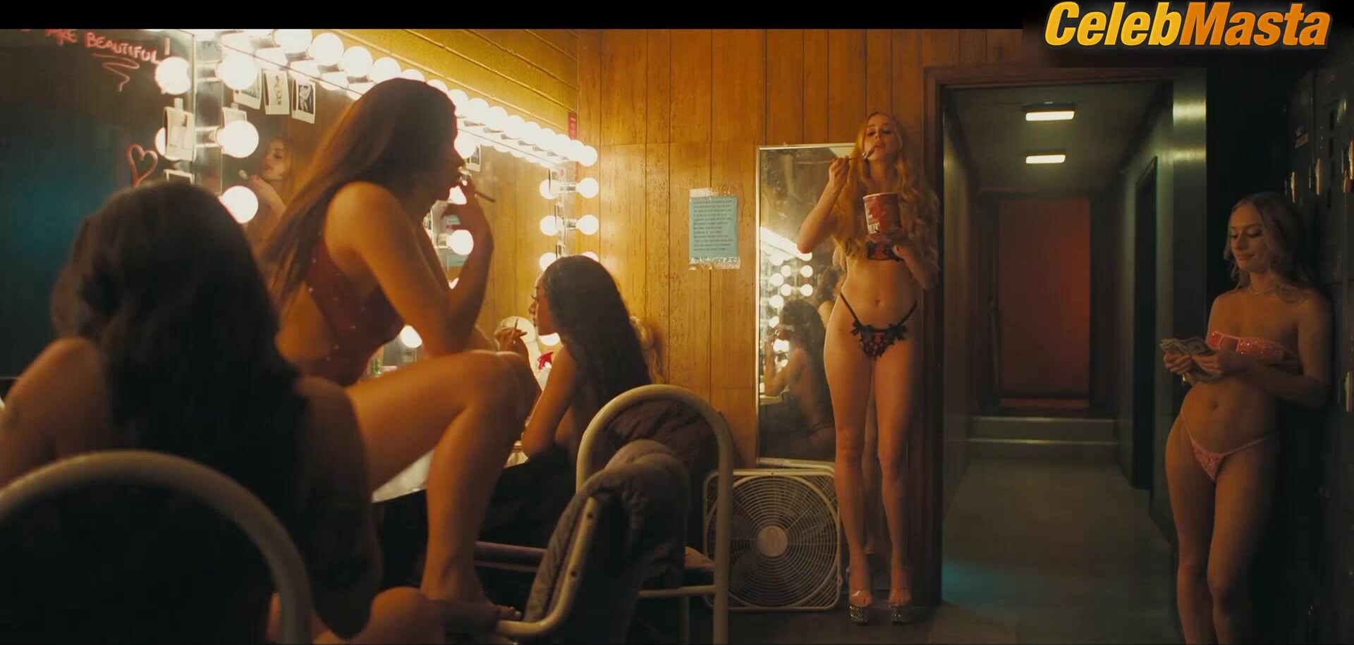 Anna Van Patten ’s Underwear, Thong Scene In Euphoria - Photo 2 of 5 photo 4