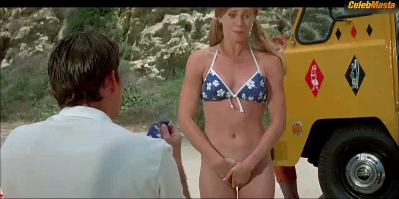 Amy Adams ’s Underwear Scene In Psycho Beach - Photo 4 of 5
