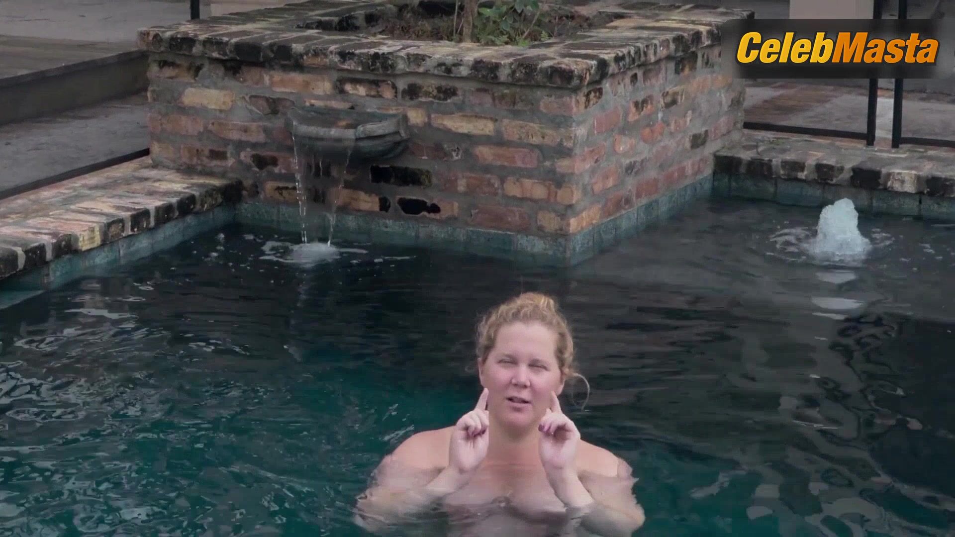 Amy Schumer Boobs Scene In Expecting Amy - Photo 1 of 5 photo 5