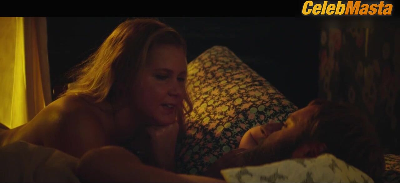 Amy Schumer Hot Scene In I Feel Pretty - Photo 2 of 5 photo 5