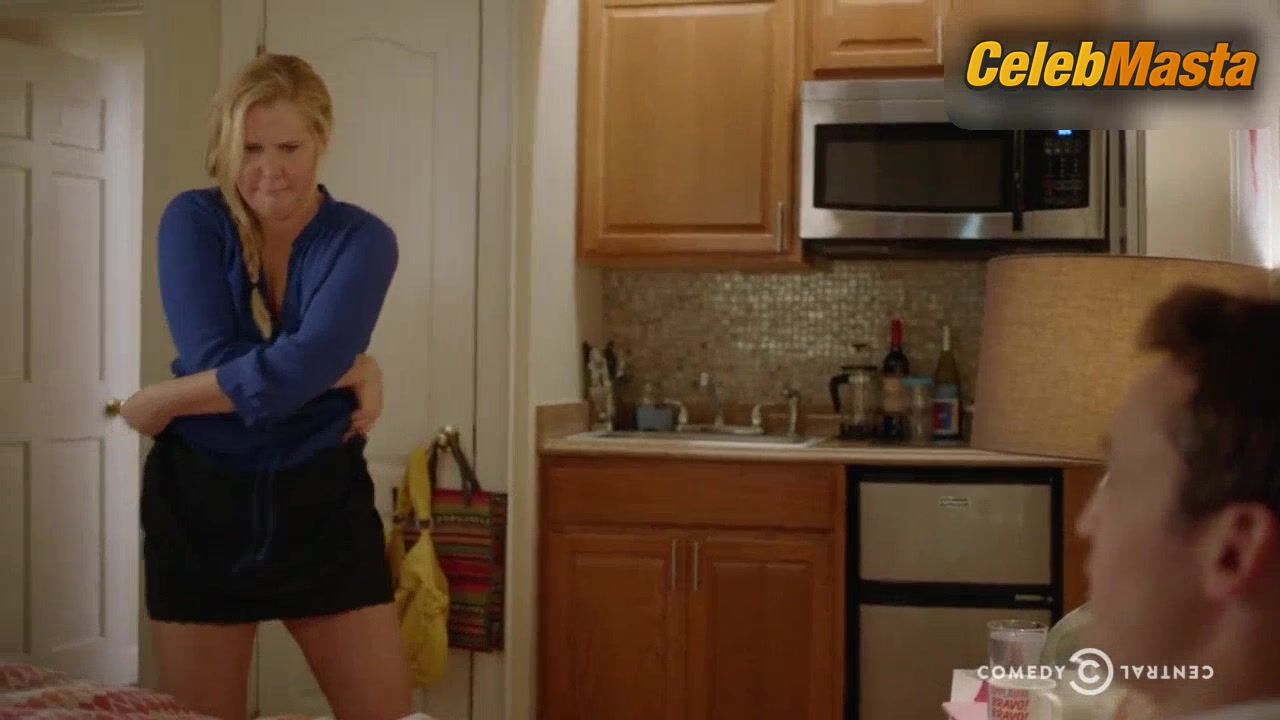 Amy Schumer Steamy Scene In Inside - Photo 2 of 5 photo 5