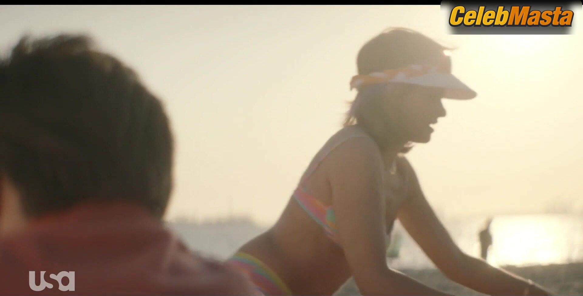 Amanda Peet ’s Swimsuit Scene In Dirty John - Photo 1 of 5 photo 5