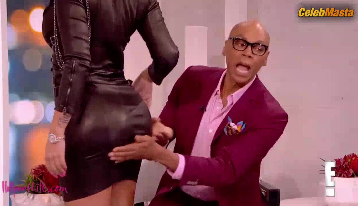 Amber Rose Booty And Tits Scene From Good Work - Photo 1 of 5 photo 2