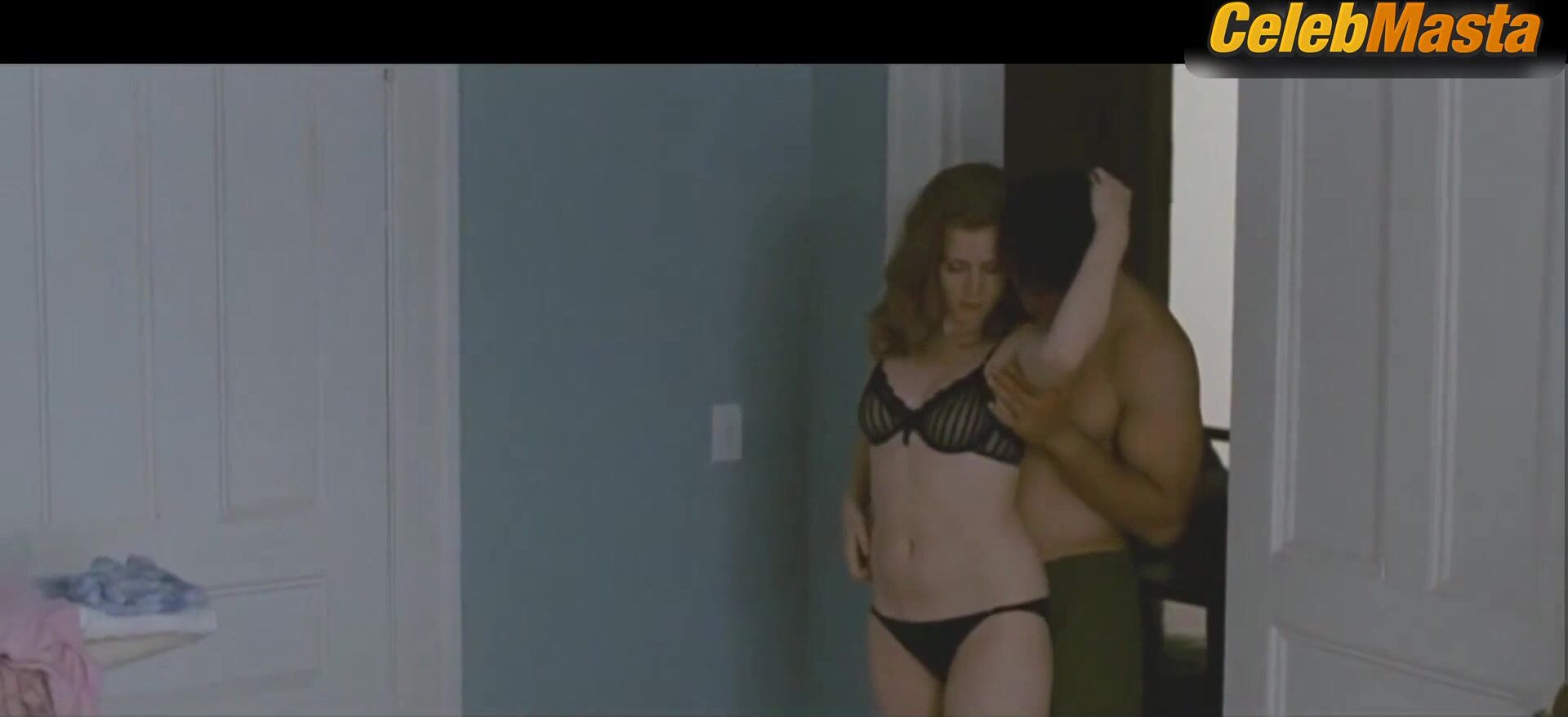 Amy Adams Tits Scene From The Fighter - Photo 1 of 5