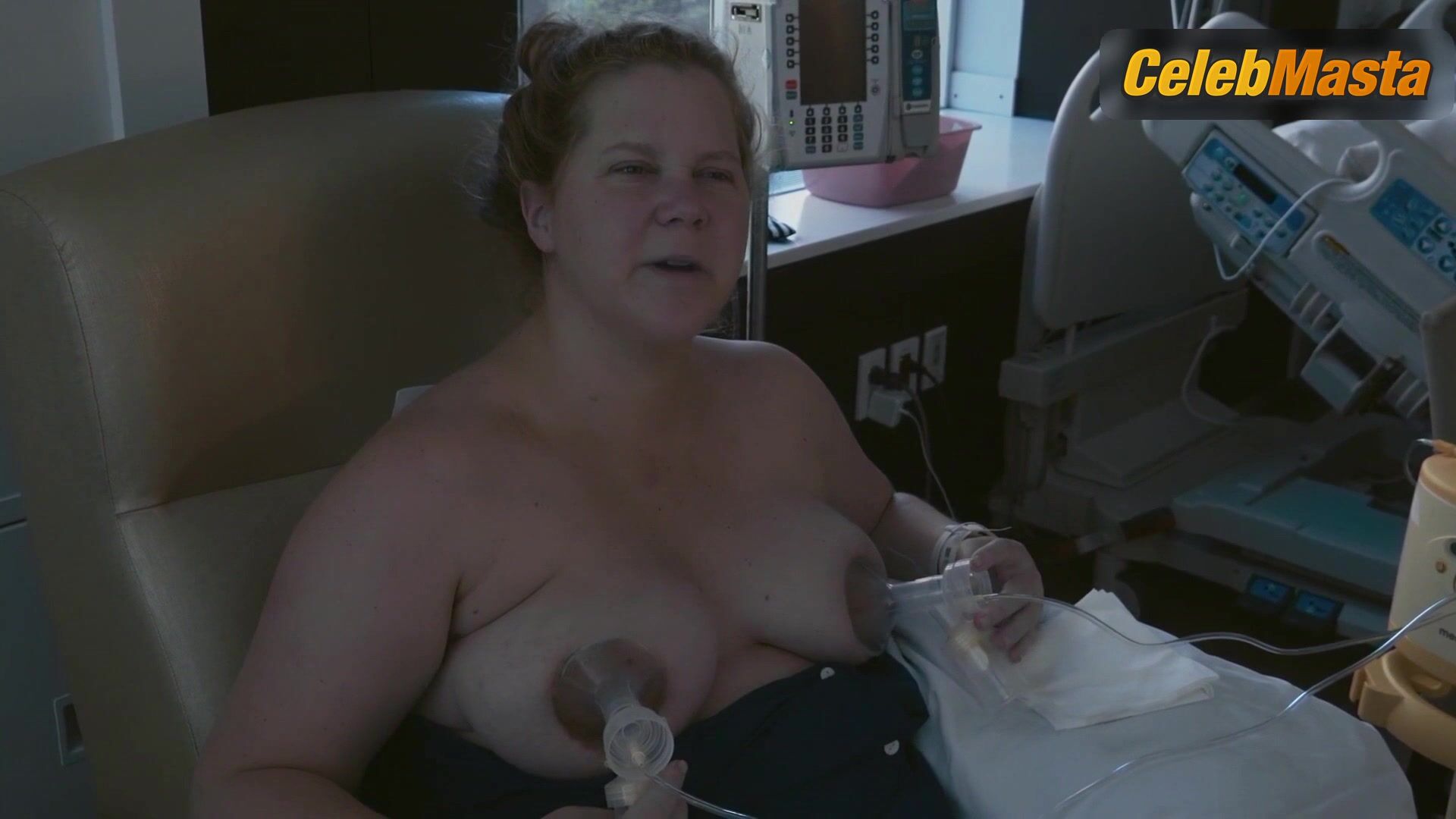 Amy Schumer Tits Scene In Expecting Amy - Photo 2 of 5 photo 5
