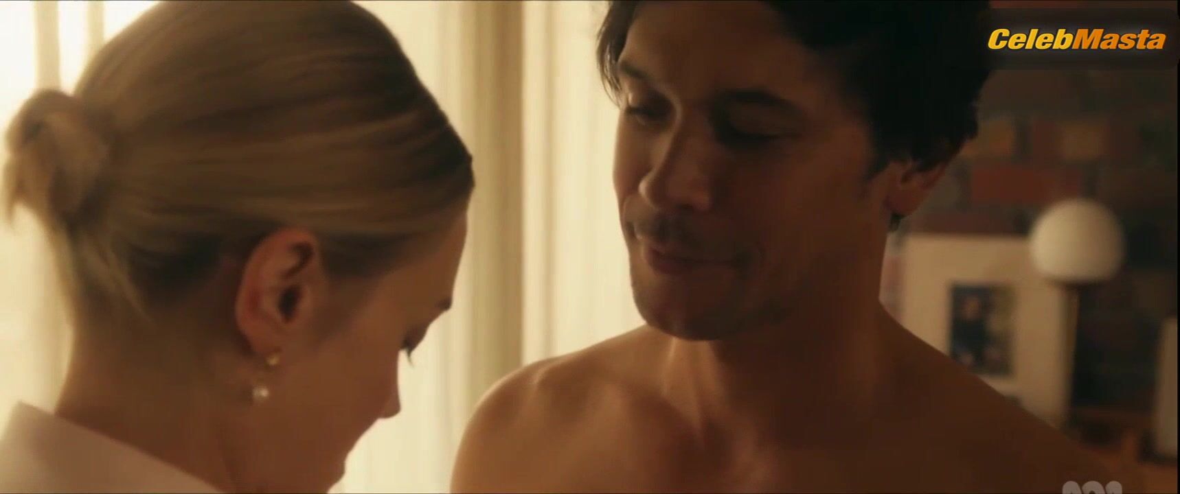 Bella Heathcote ’s Booty, Boobs Scene In The Family - Photo 5 of 5 photo 1