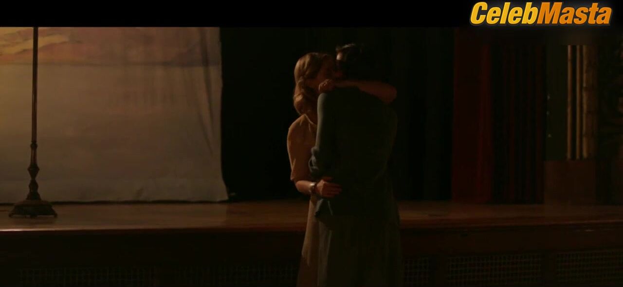 Bella Heathcote Rebecca Hall And ’s Lesbian Scene In - Photo 1 of 5 photo 4