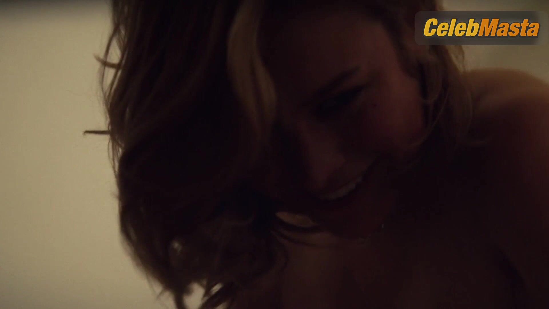 Brie Larson Flaunts Booty, Tits Scene In The Spectacular - Photo 2 of 5 photo 5