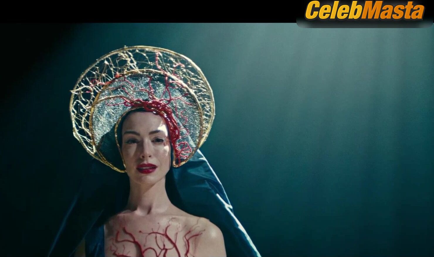 Anne Hathaway ’s Sexy Scene From Mother Mary - Photo 5 of 5 photo 1