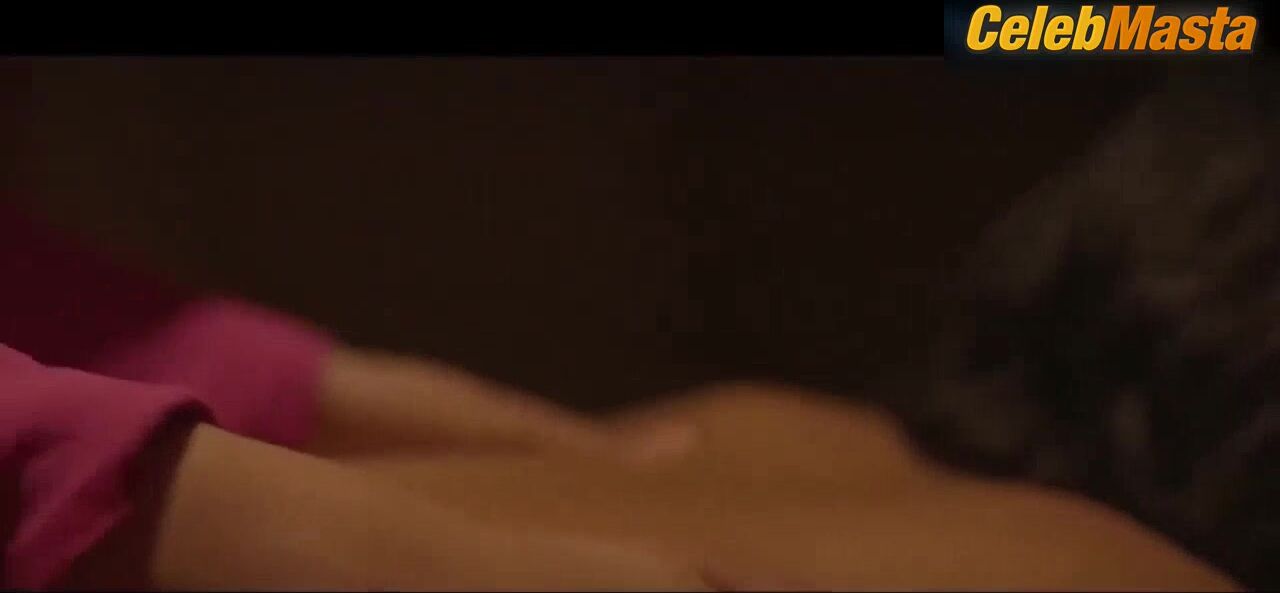 Ashley Lopez Tits Scene From Happy Ending - Photo 2 of 5 photo 1