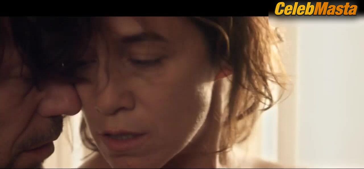 Charlotte Gainsbourg ’s Underwear Scene From Ismael’s - Photo 1 of 5 photo 5