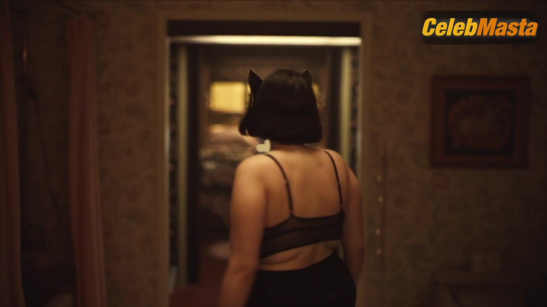 Barbie Ferreira Shows Underwear In Euphoria Scene - Photo 2 of 5
