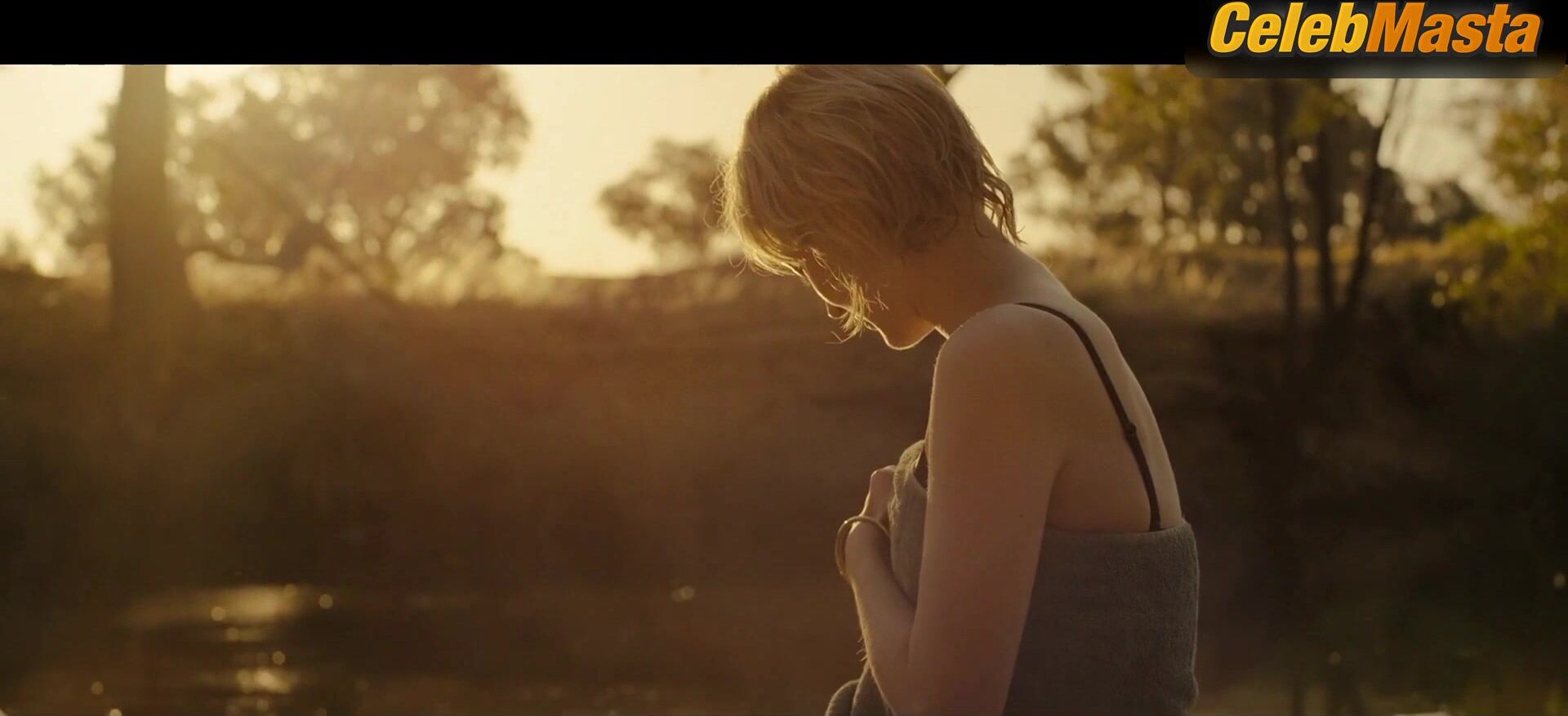 Bella Heathcote Bares All In Scrublands Scene - Photo 2 of 5 photo 4