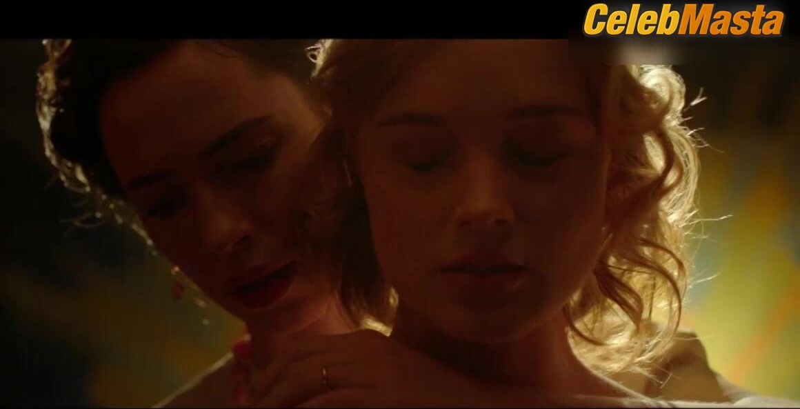 Bella Heathcote ’s Hot Scene In Professor Marston - Photo 1 of 5 photo 5